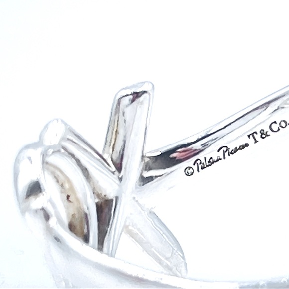 Tiffany & Co. Retired Graffiti Love & Kisses Ring - Picture 7 of 8